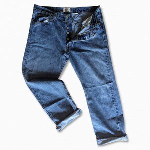 Vintage Levi’s 501 Blue Light Wash Straight Leg Denim Jeans